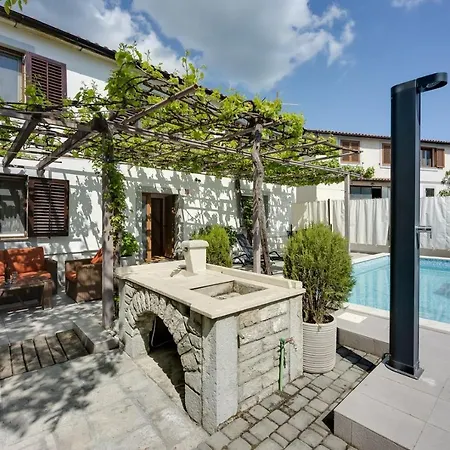 Holiday home House Planik Brest