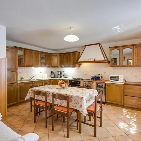 Holiday home House Planik *