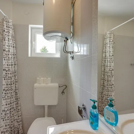 Dom wakacyjny House Planik Brest