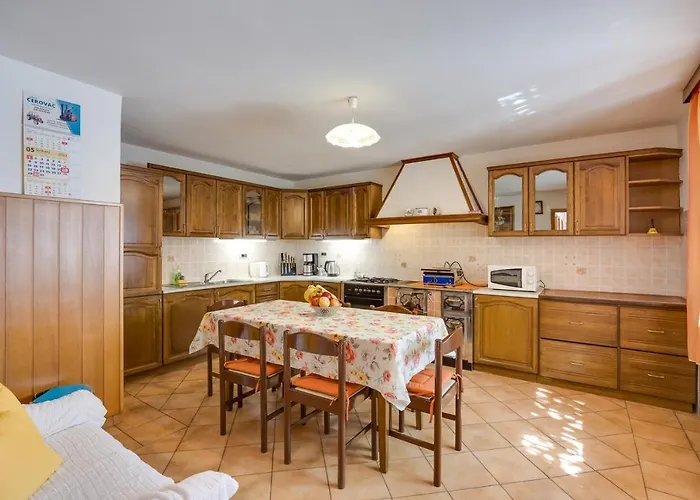 Casa vacanze House Planik *
